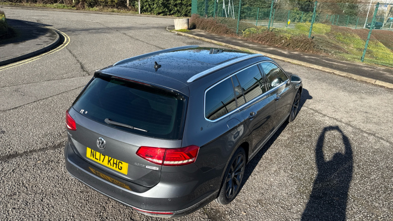 Volkswagen Passat 2.0 TDI R-Line 5dr DSG [Panoramic Roof] Diesel Estate